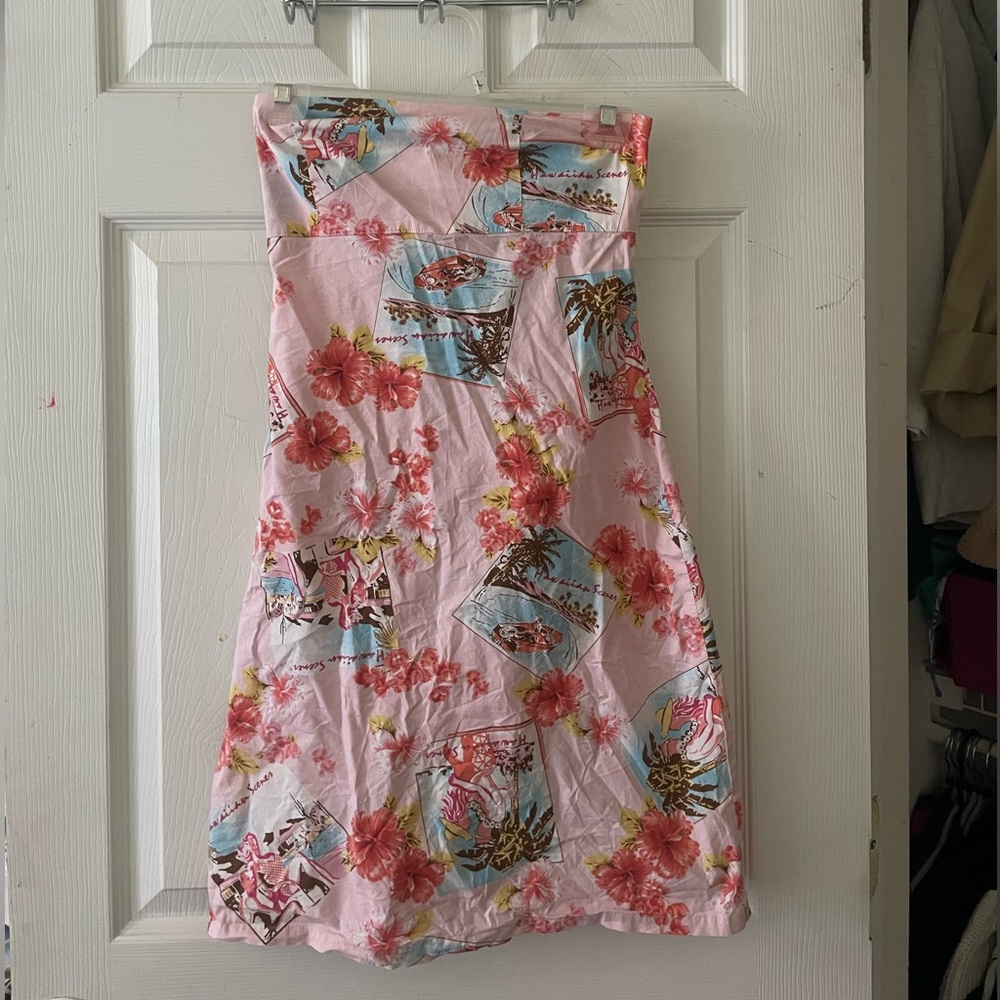 Hawaii vintage strapless dress